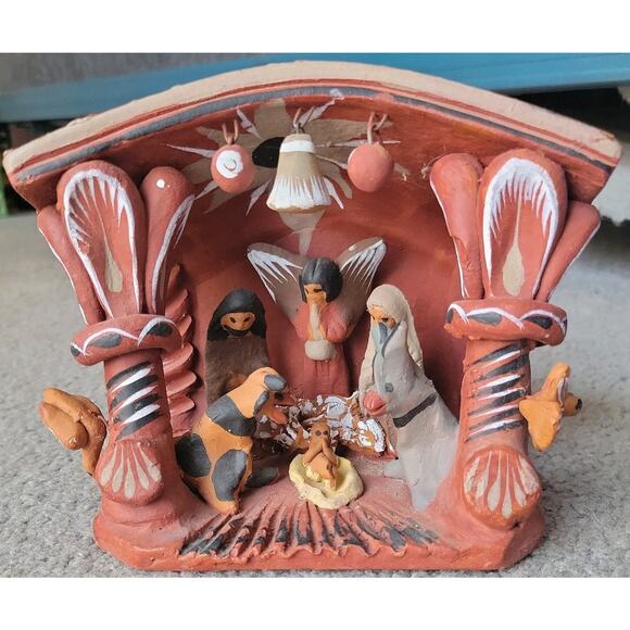 Vintage Mexican Red Clay Pottery Nativity Manger Animal Scene Hand Painted - Picture 1 of 8